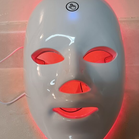 LED Beauty Face Mask Rejuvenating Skincare Preowned - Picture 4 of 10
